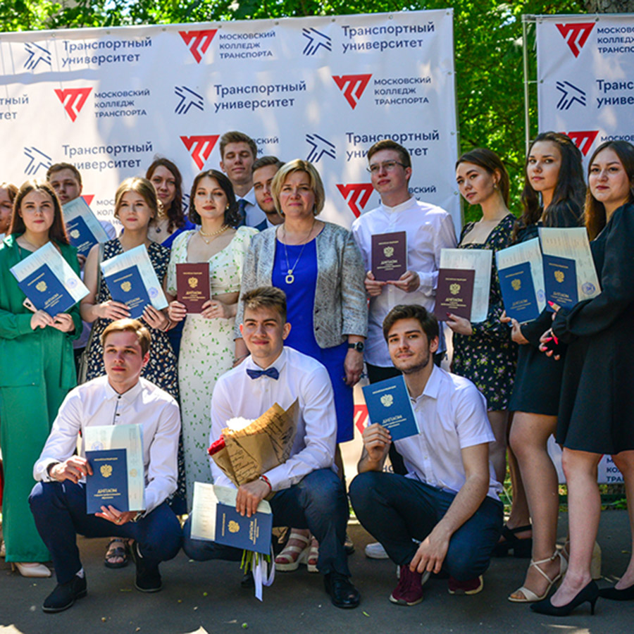 DSC_8100.1 В добрый путь, выпускники! - MKGT.RU (v.2022-25)